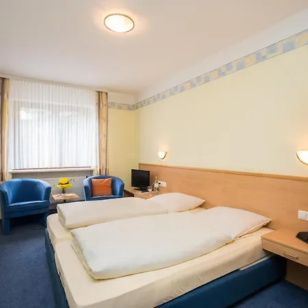 מלון Rebstock 2*